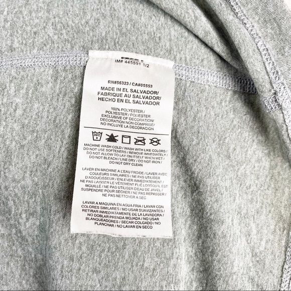 Nike Dri-Fit VNeck tee shirt short sleeve Athletic - Picture 6 of 6